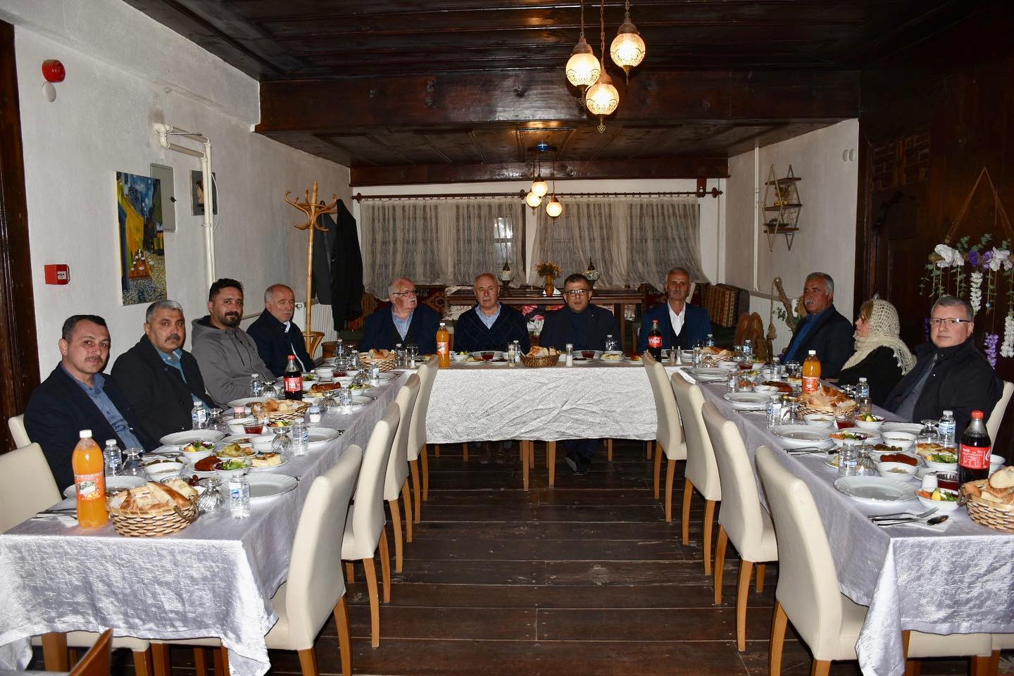 Meclis üyeleri iftar yemeğinde bir araya geldi