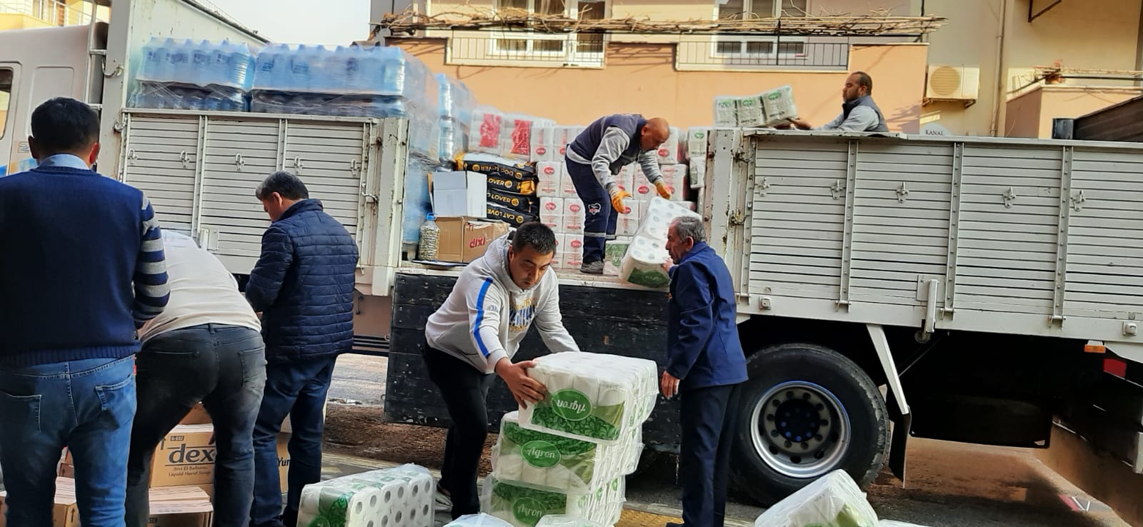 MİLAS _ 13’ÜNCÜ YARDIM ARACI DEPREM BÖLGESİNE SEVK EDİLDİ