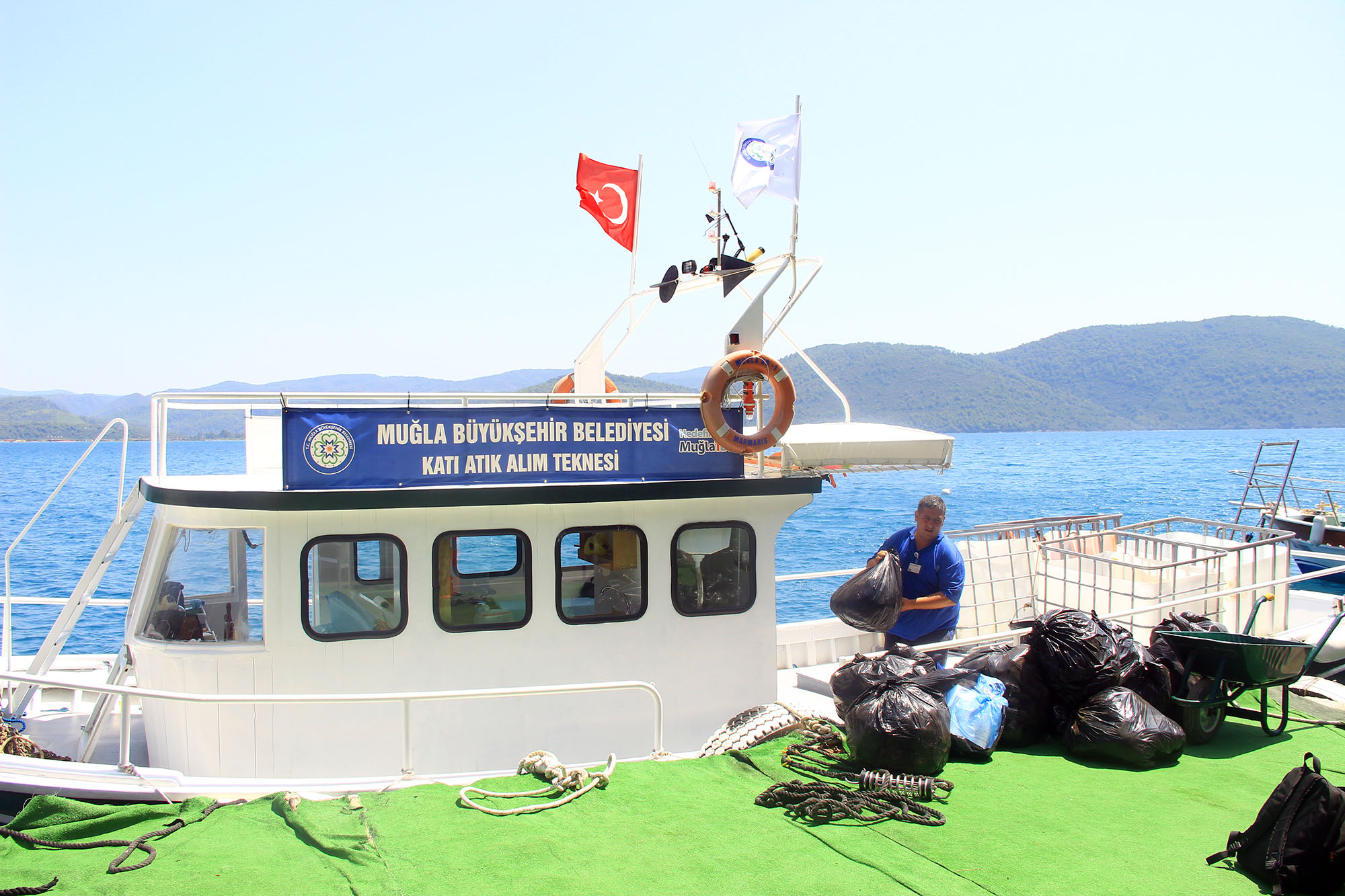 MUĞLA-DENİZLER TEMİZLENİYOR