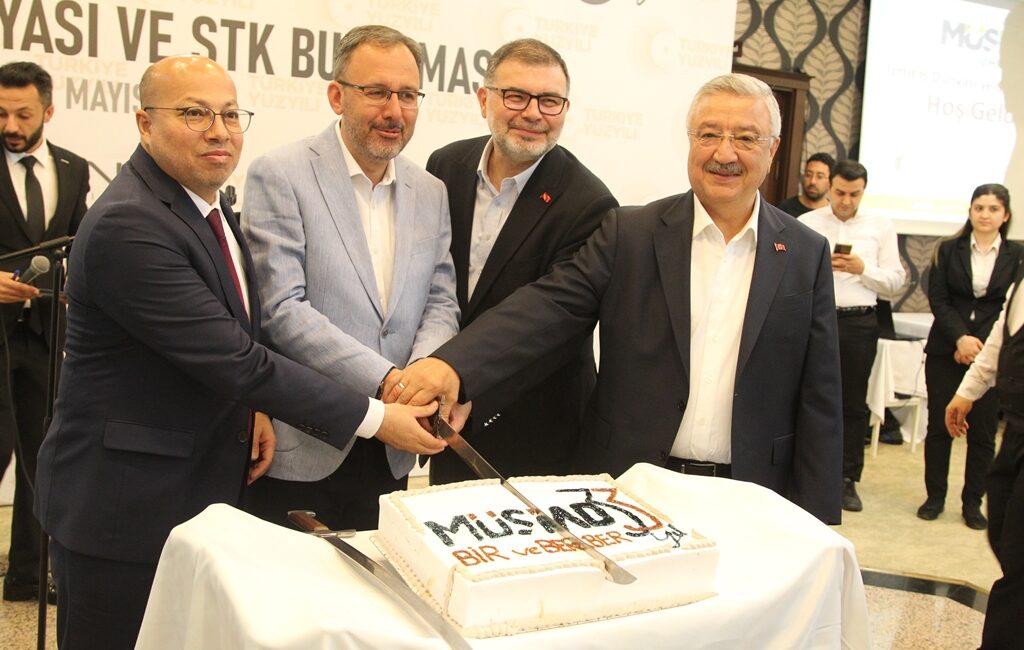 BAŞKENT POSTASI GÜRKAN GENÇ