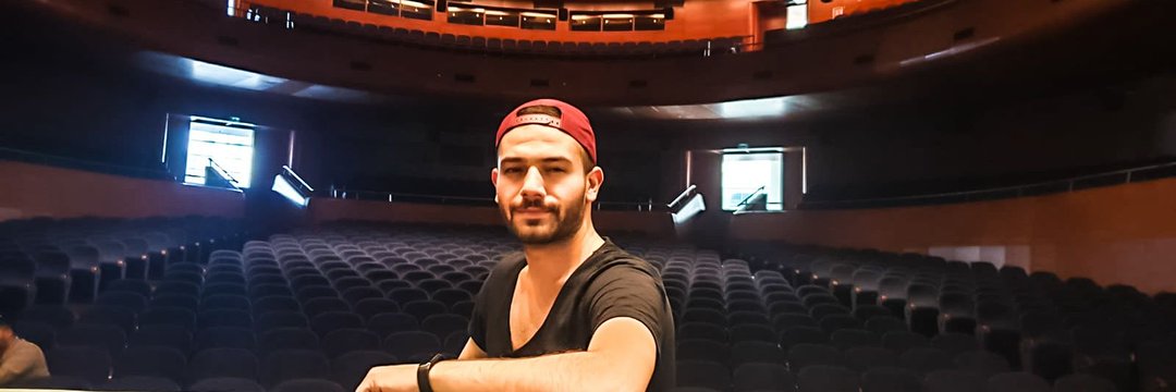 Mustafa Özdemir Dünya Tiyatrolar Günü'nü Kutladı