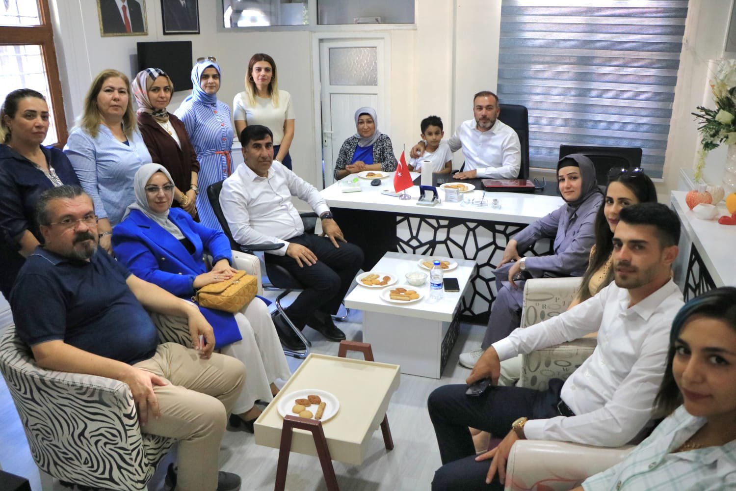 MÜZEYYEN KAYA SON ÇALIŞMALARI SOSYAL MEDYA HESABINDAN PAYLAŞTI 