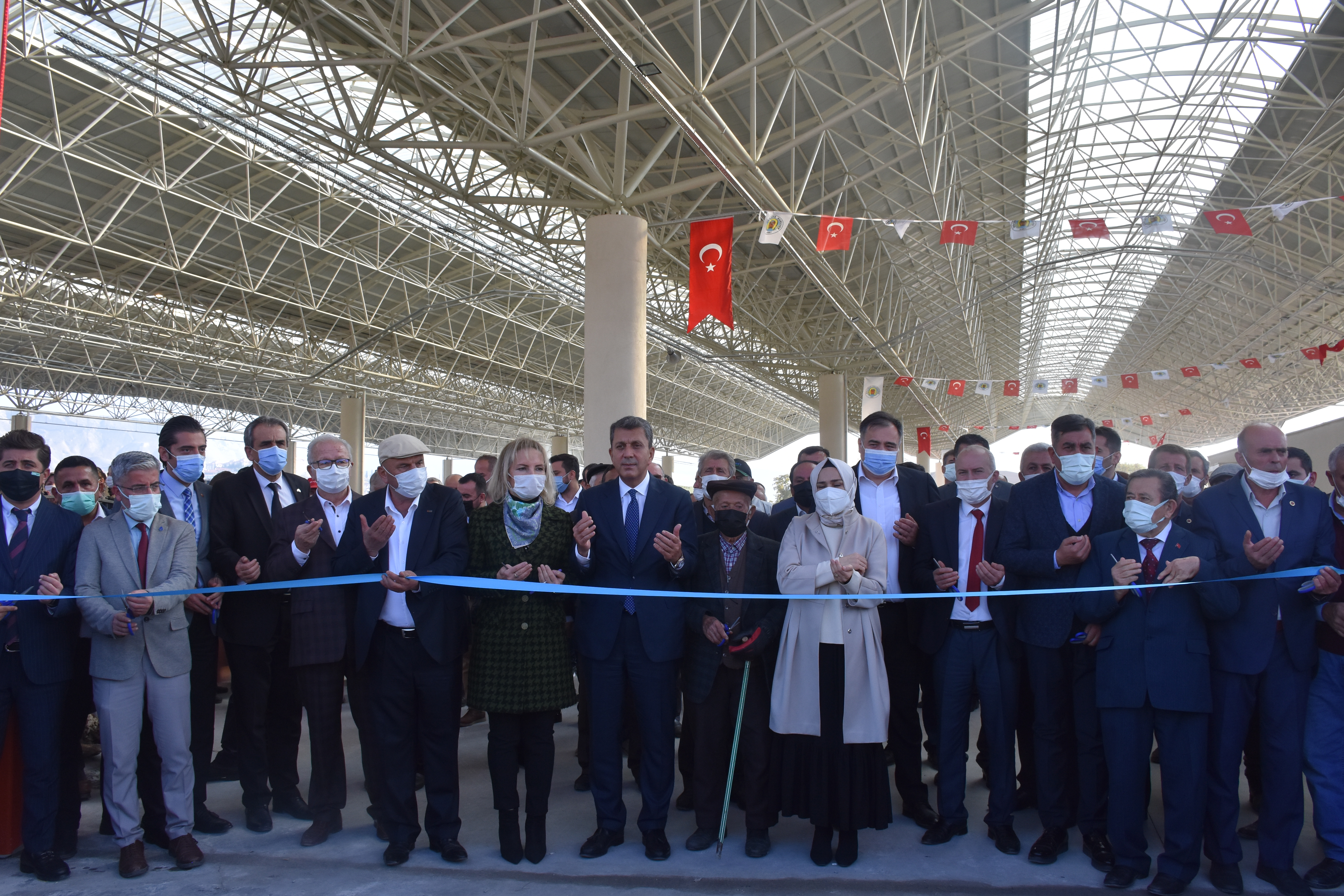 Nallıhan Belediyesi Çayırhan Kapalı Pazar Yeri Açılışı Gerçekleşti