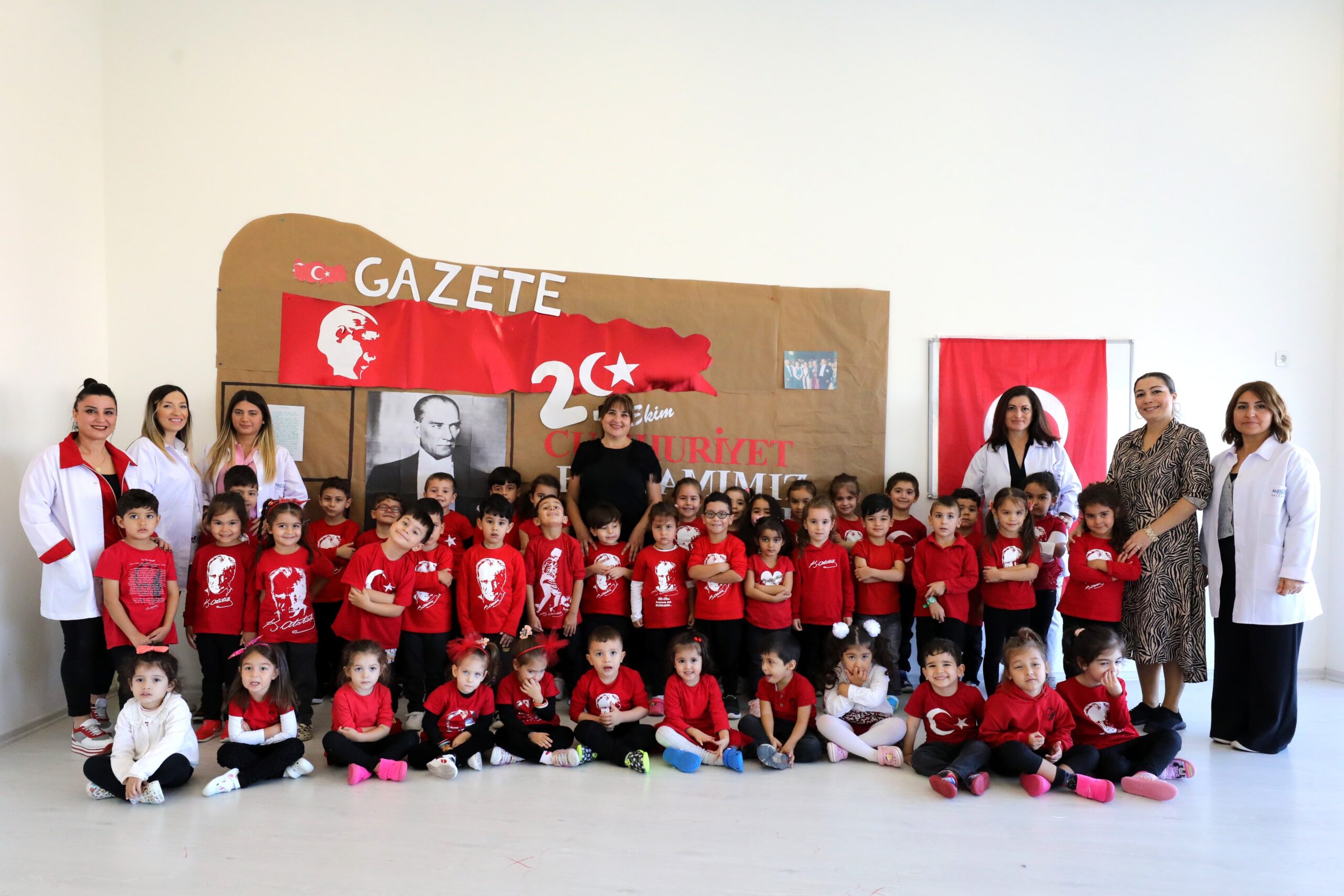 NARLIDERE_ NAR ÇİÇEKLERİ’NİN 29 EKİM CUMHURİYET BAYRAMI HEYECANI