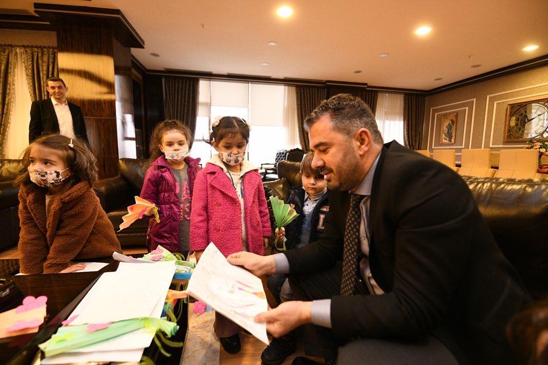 Nezaket Okulu Öğrencilerinden Başkan Ertuğrul Çetin’e Sürpriz Ziyaret...