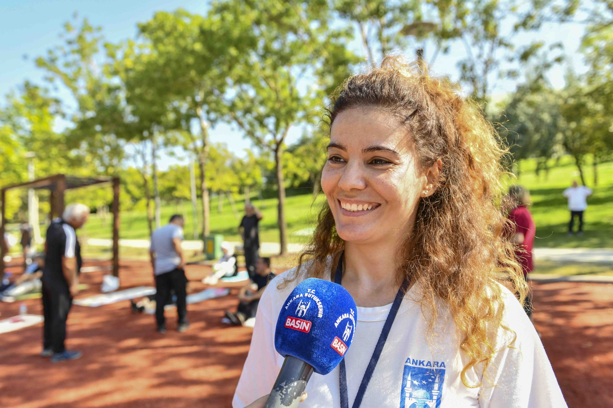 PARKLARDA SPOR BAŞKENTLİLERİN VAZGEÇİLMEZİ OLDU