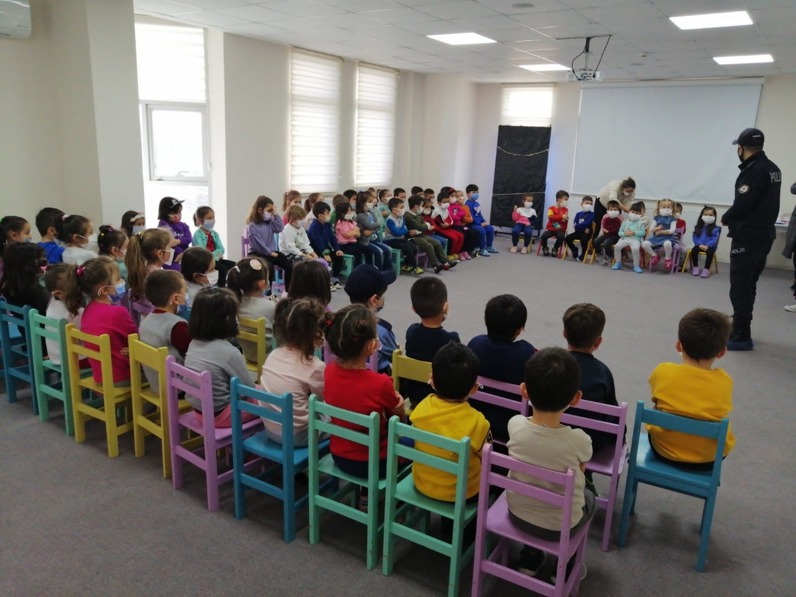 Pursaklar Belediyesi Nezaket Okulunda Miniklere Mesleki Tanıtım