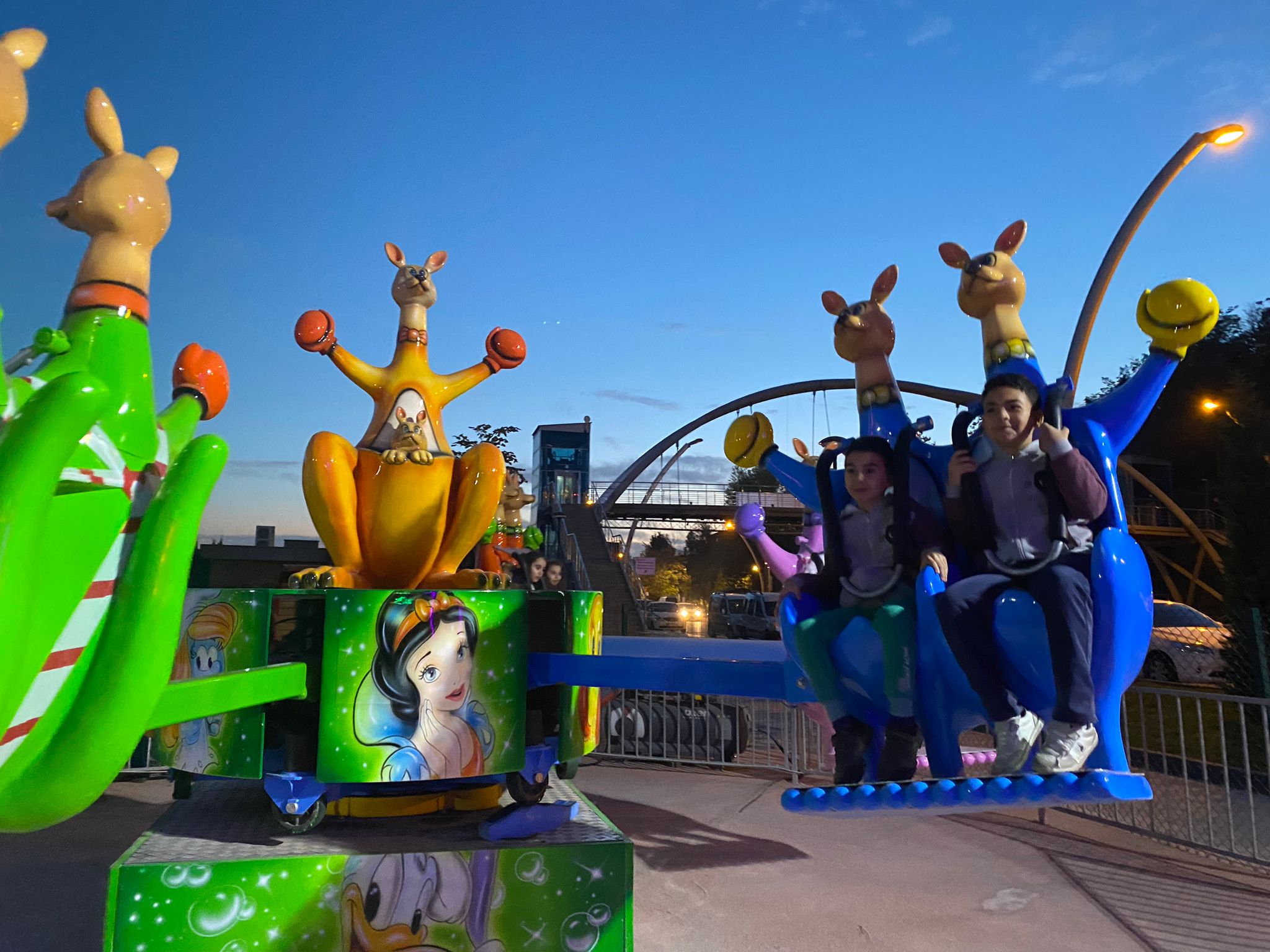 RENGÂRENK EĞLENCE DURAĞI