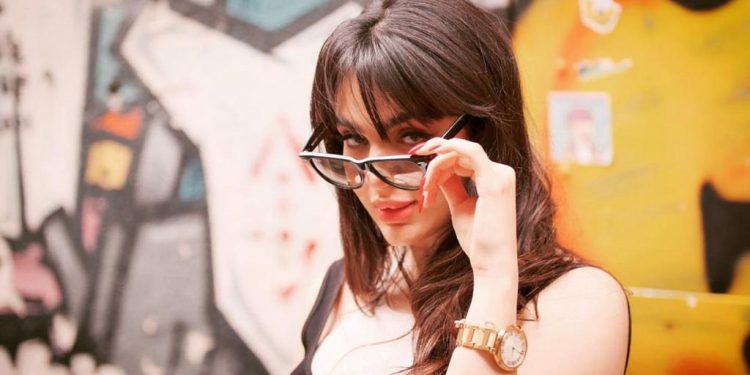 Rosa Ghodsifar’dan Aşktan nehaber