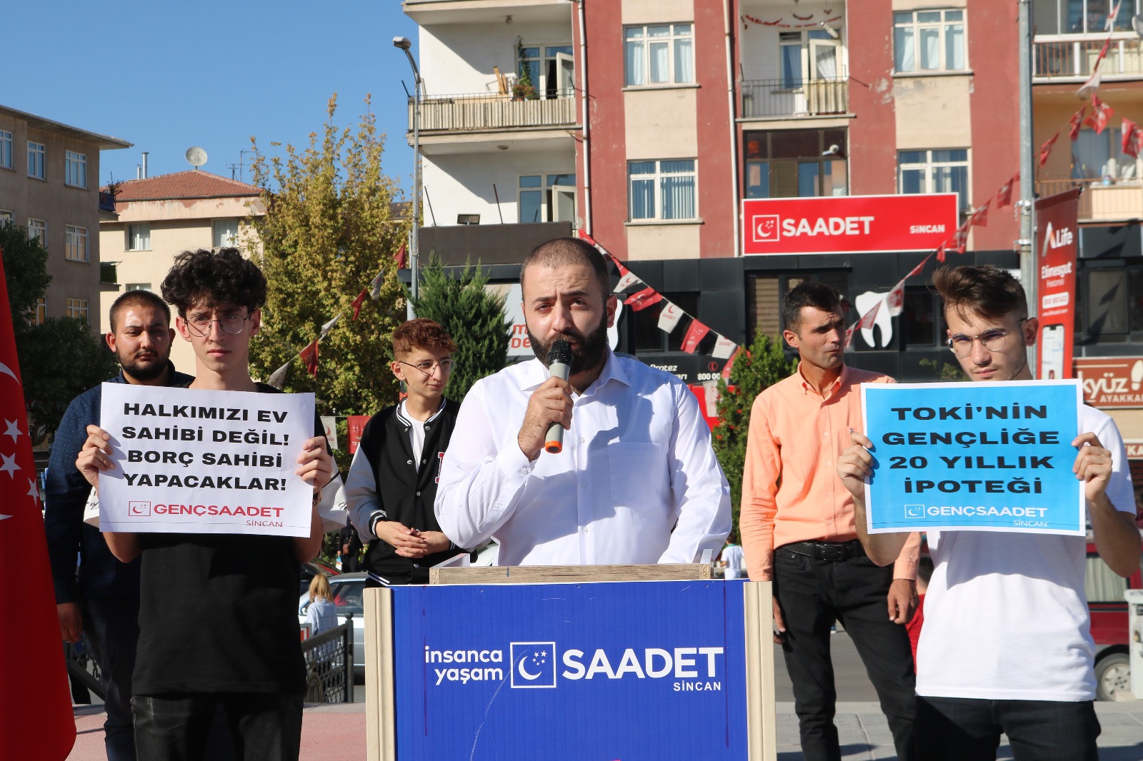 SAADET PARTİSİ 'DEN AÇIKLAMA : TOKİ’NİN GENÇLİĞE 20 YILLIK İPOTEĞİ