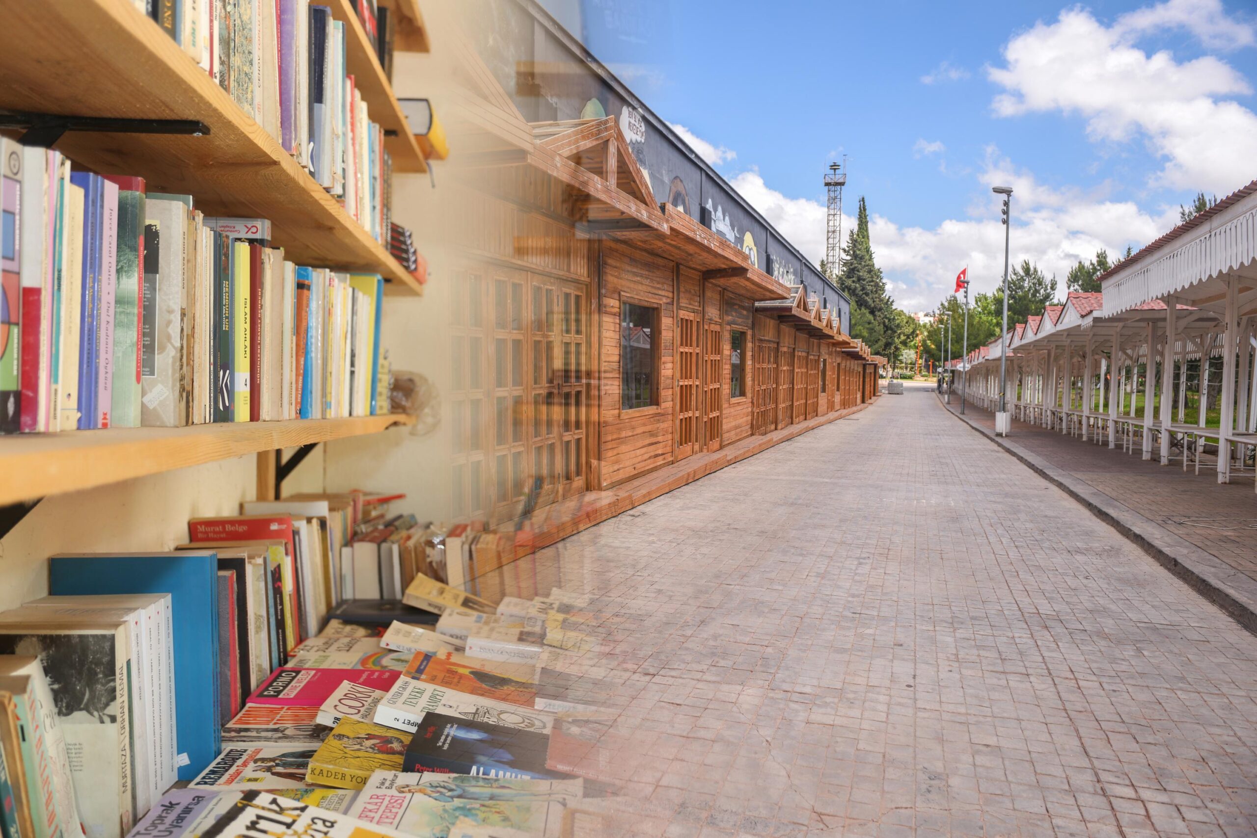 Sahaf çarşısı açılışa hazır