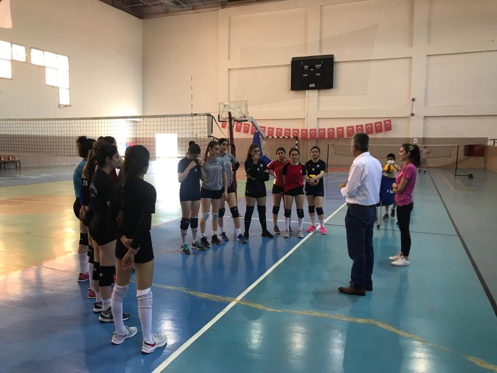 Samandağ Belediyespor Kulübü Kadın Voleybol Takımı Antrenmanlarına Başladı