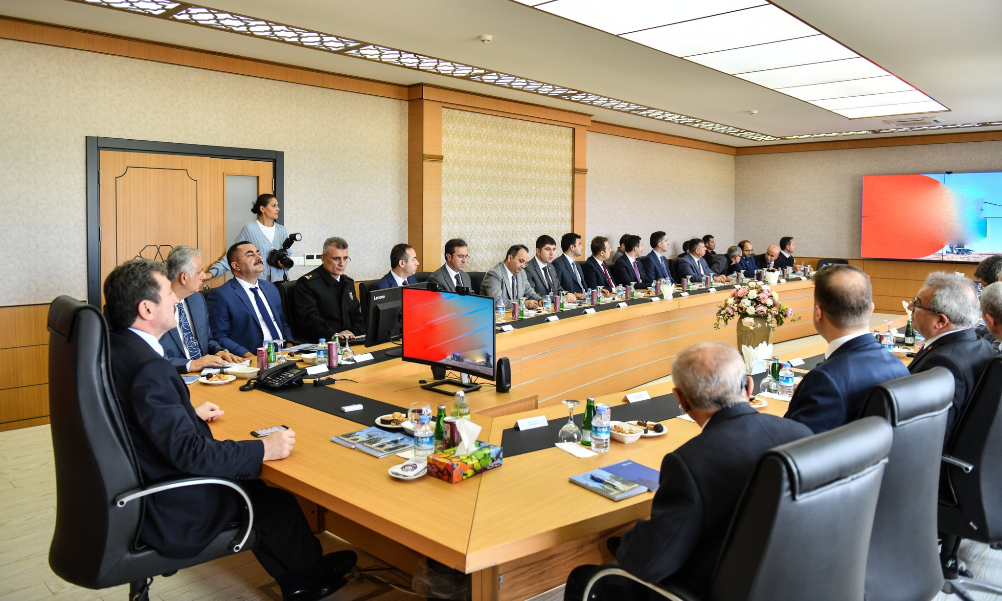 Samsun Valisi' nin Yoğun Mesaisinden Sosyal Medya'ya Yansıyanlar
