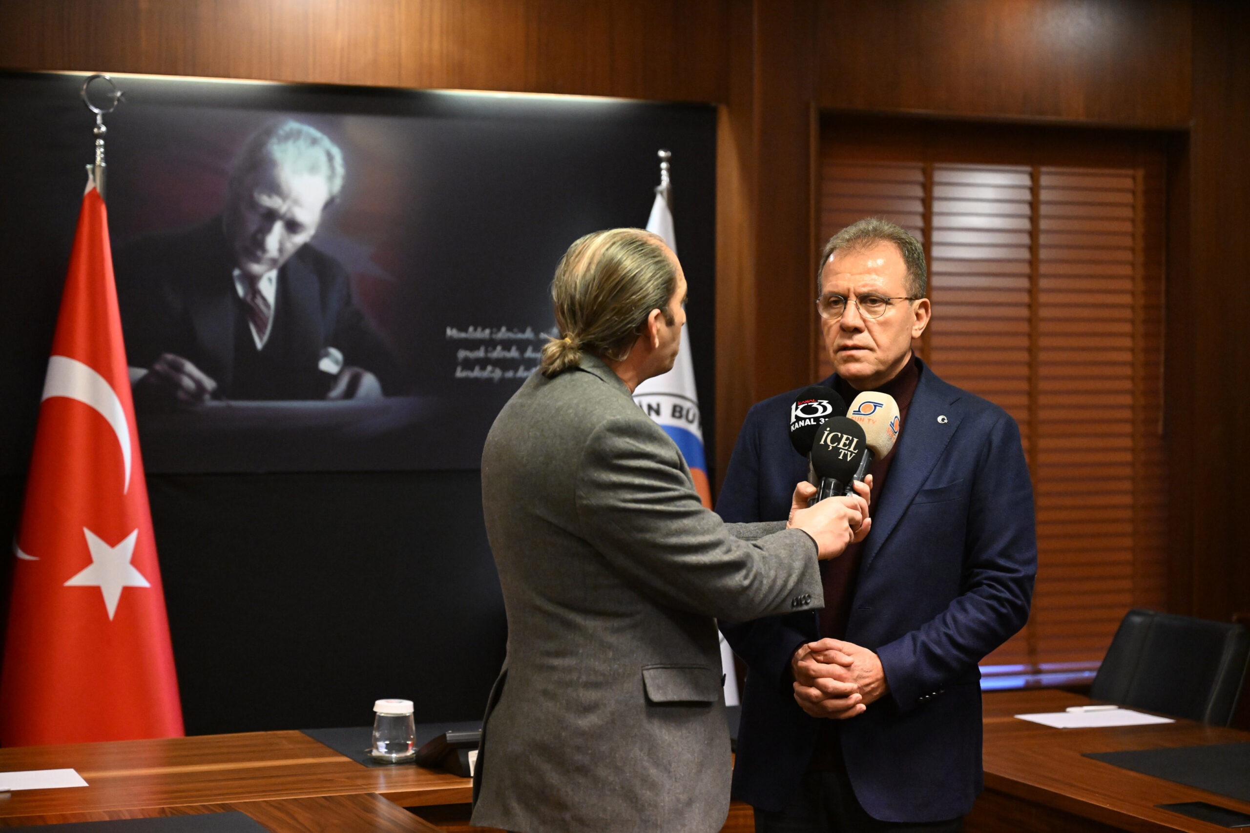 SEÇER: “BU AFETİ ÇOK SÜRATLİ BİR ŞEKİLDE ORGANİZE OLARAK, BİRLİK İÇERİSİNDE BERTARAF ETMEMİZ LAZIM”