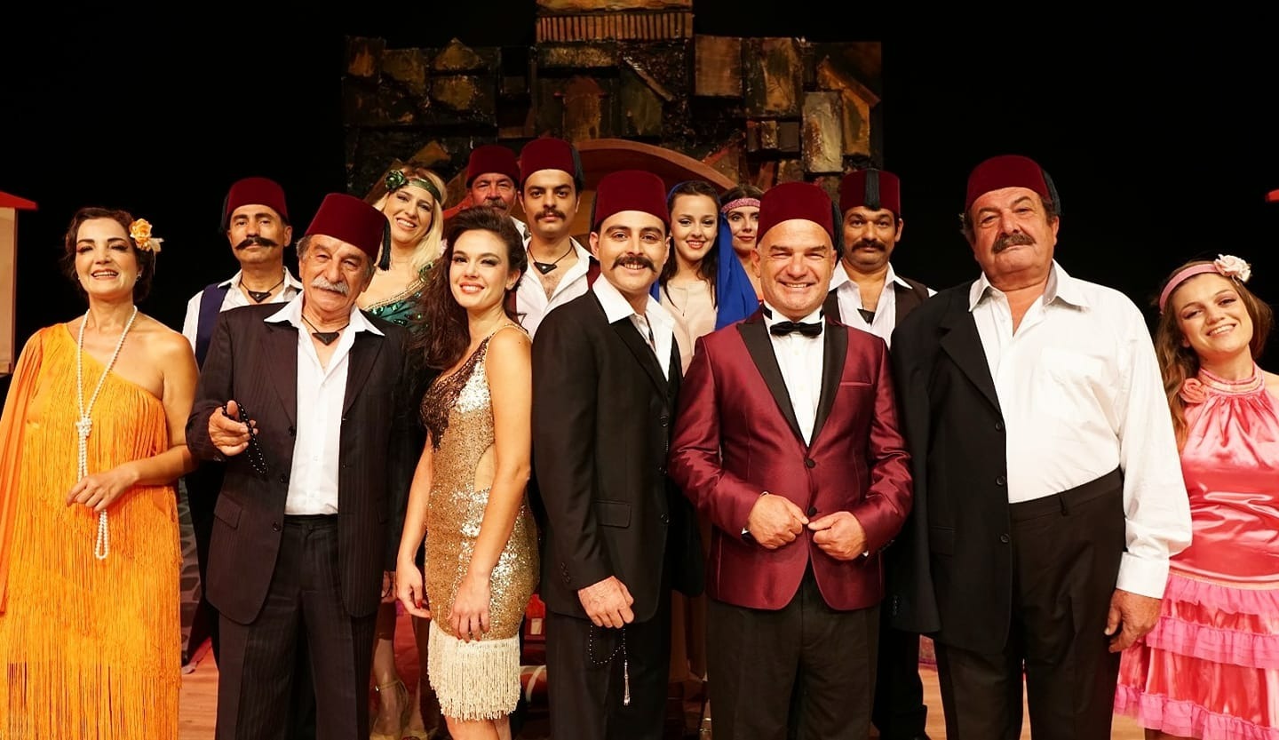 ŞEHİR TİYATROSU’NA ÖDÜLLER YAĞDI