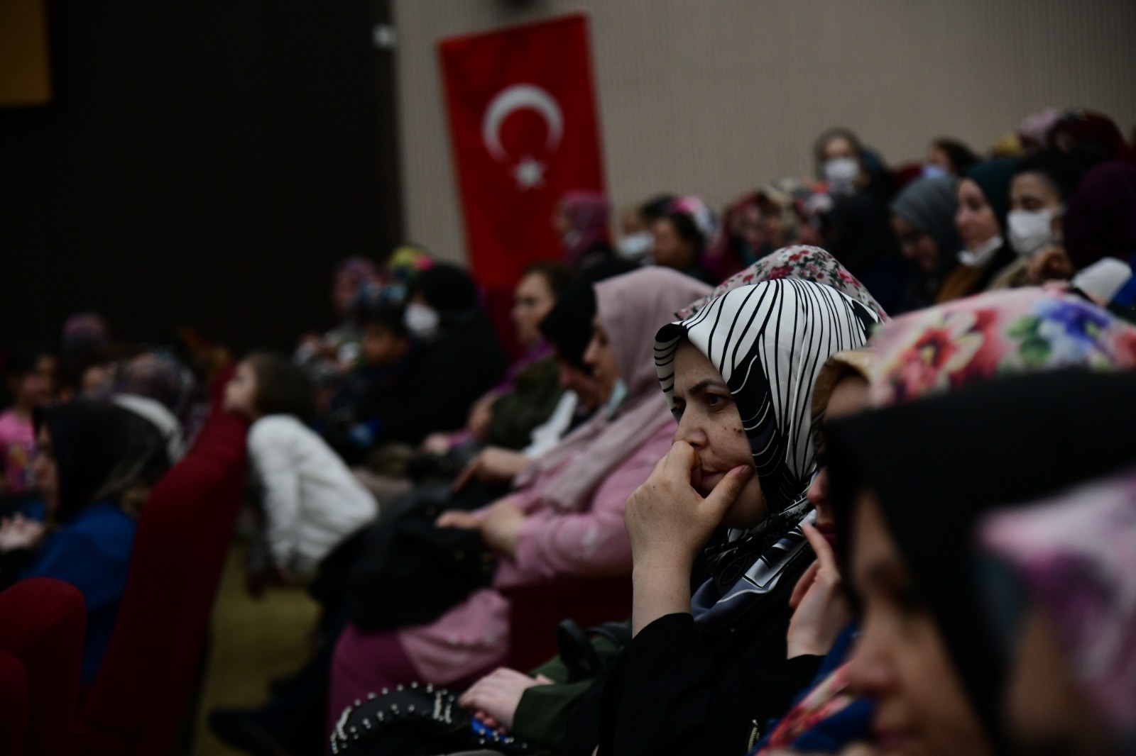  Senai Demirci’nin Aile Olmak Konferansına Büyük İlgi