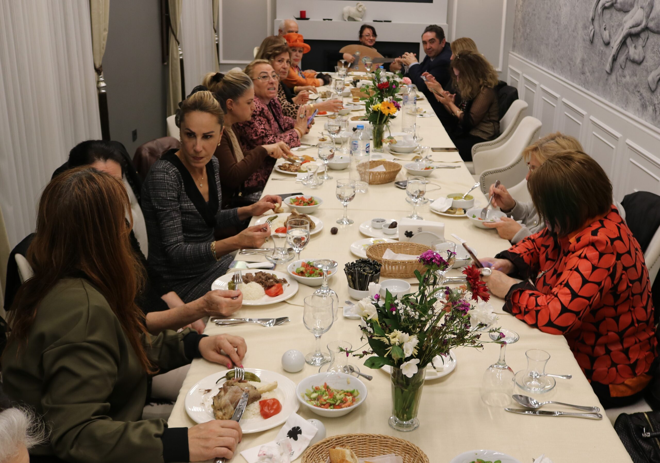 SEVGİ BİRLİĞİ KADINLARINDAN İFTAR YEMEĞİ…