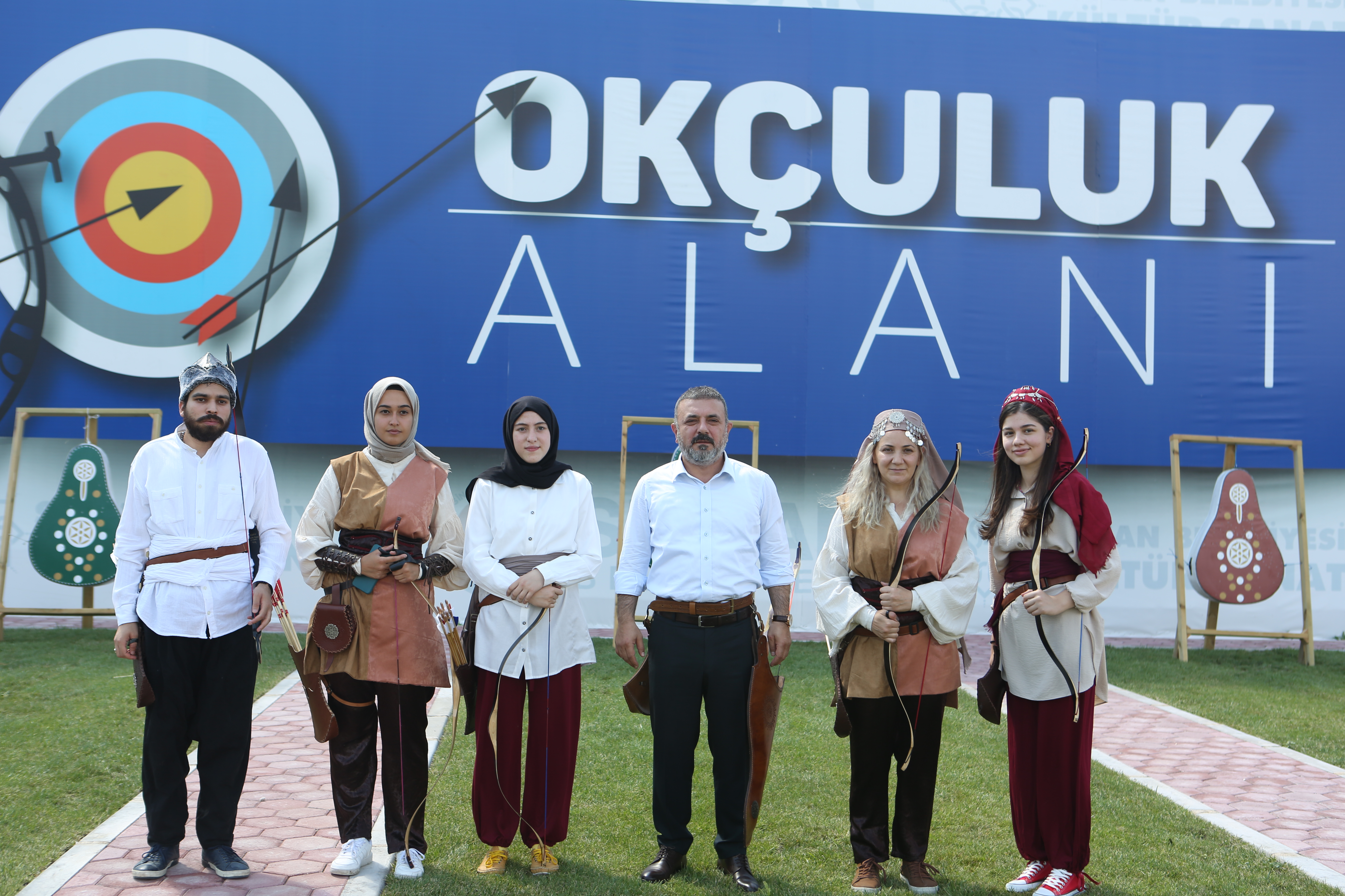 SİNCAN BELEDİYESİ “GELENEKSEL OKÇULUK KURSU”NA YOĞUN İLGİ