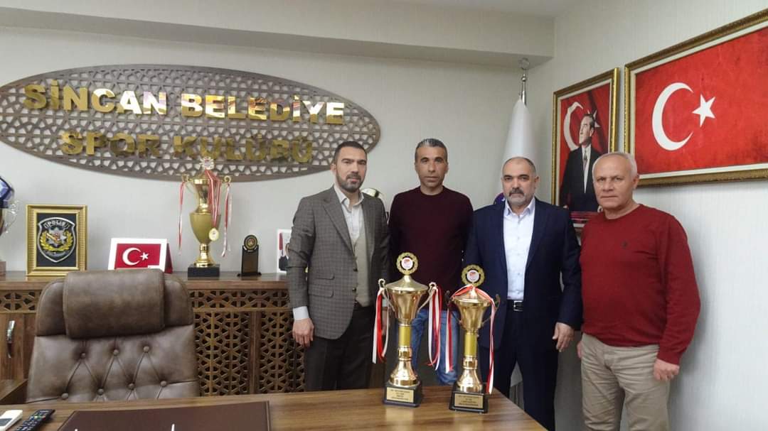 SİNCAN BELEDİYESPOR U16 – U18 TAKIMLARI GRUPLARINDA ŞAMPİYON OLDU
