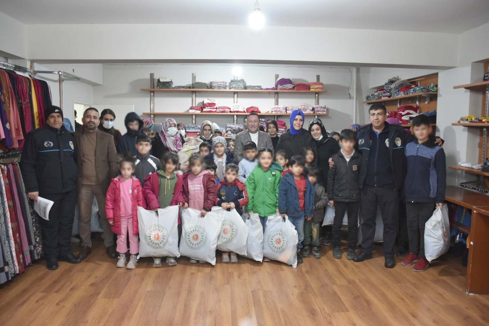 SON 1 AYDA 203 ÇOCUĞUN BEDENİNİ ISITTI