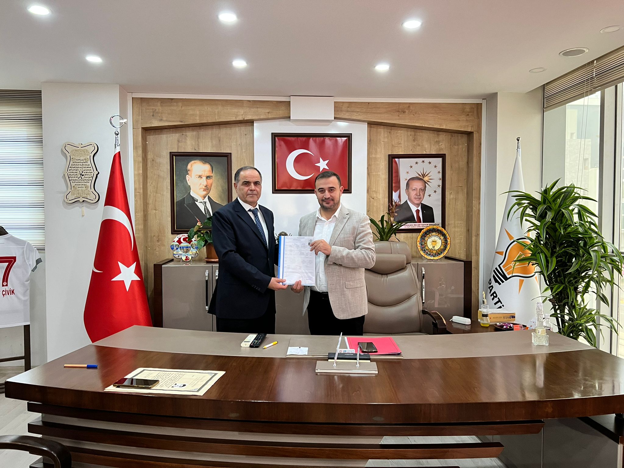 Soner Erkaya Ak Partiden Kepez Belediye Başkan Aday Adaylığı Başvurusunu Yaptı