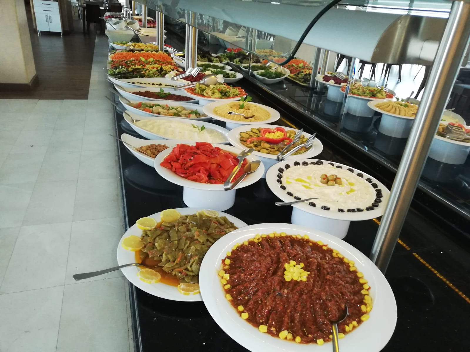 TATİLİNİZE TAT KATACAK LEZZETLİ VE ZENGİN ÖĞÜNLERLE ENERJİ DEPOLAYIN