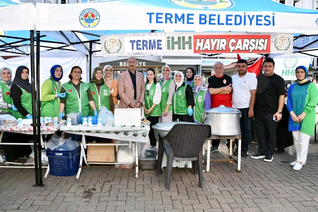 Terme İhh Ekibi Yetim Çocuklar İçin Kermes Düzenledi