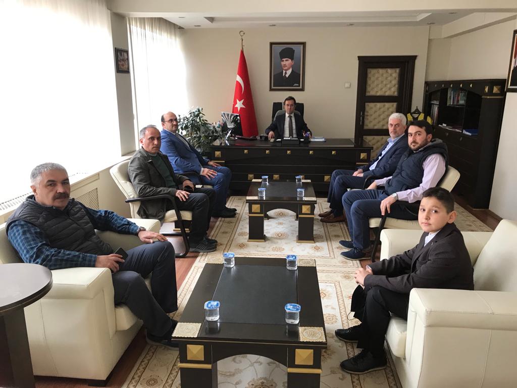 Terme Kaymakamı Genç Bilaller Yarışma Birincisini Makamında Ağırladı