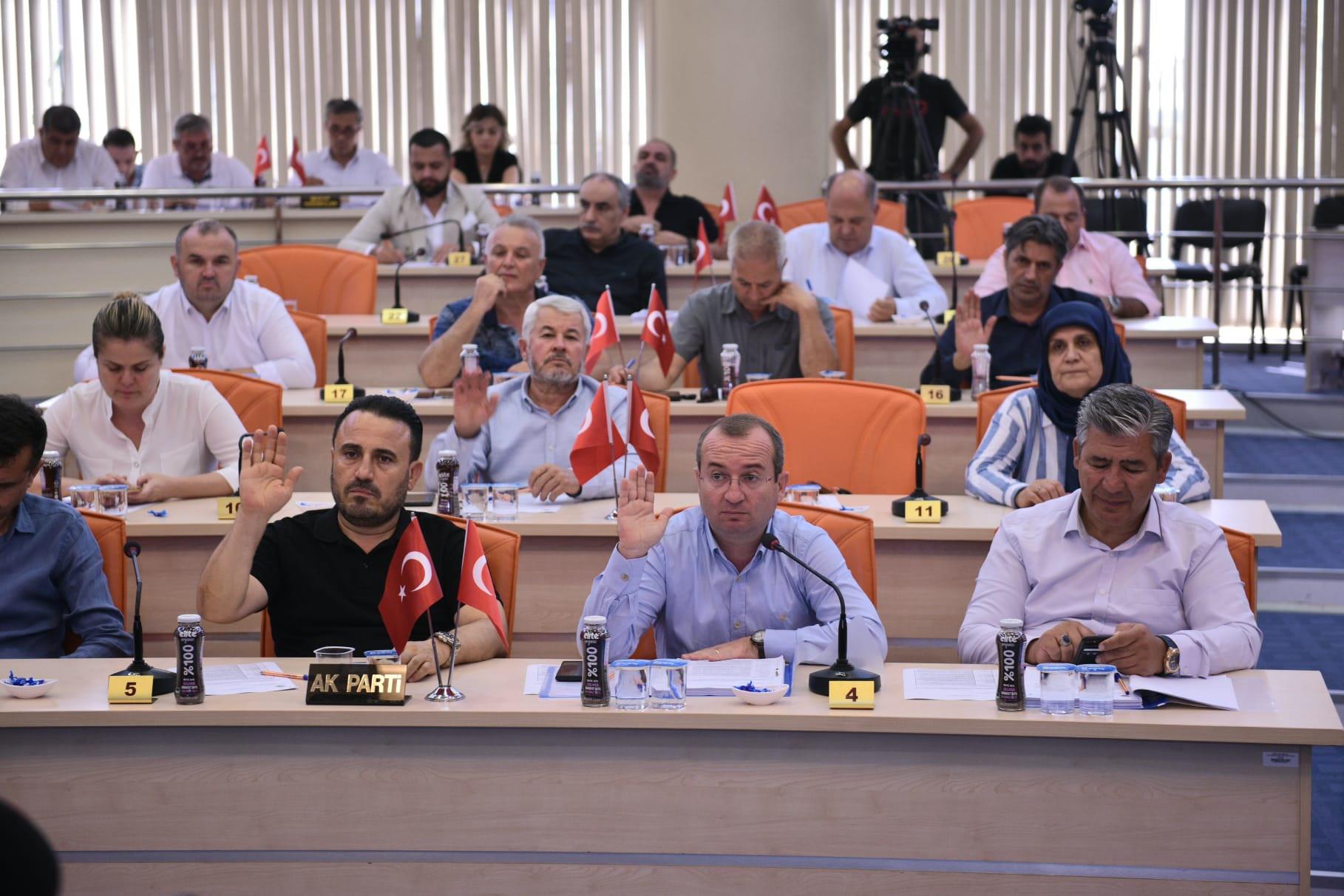 Tütüncü: “Tünelin ucu göründü”