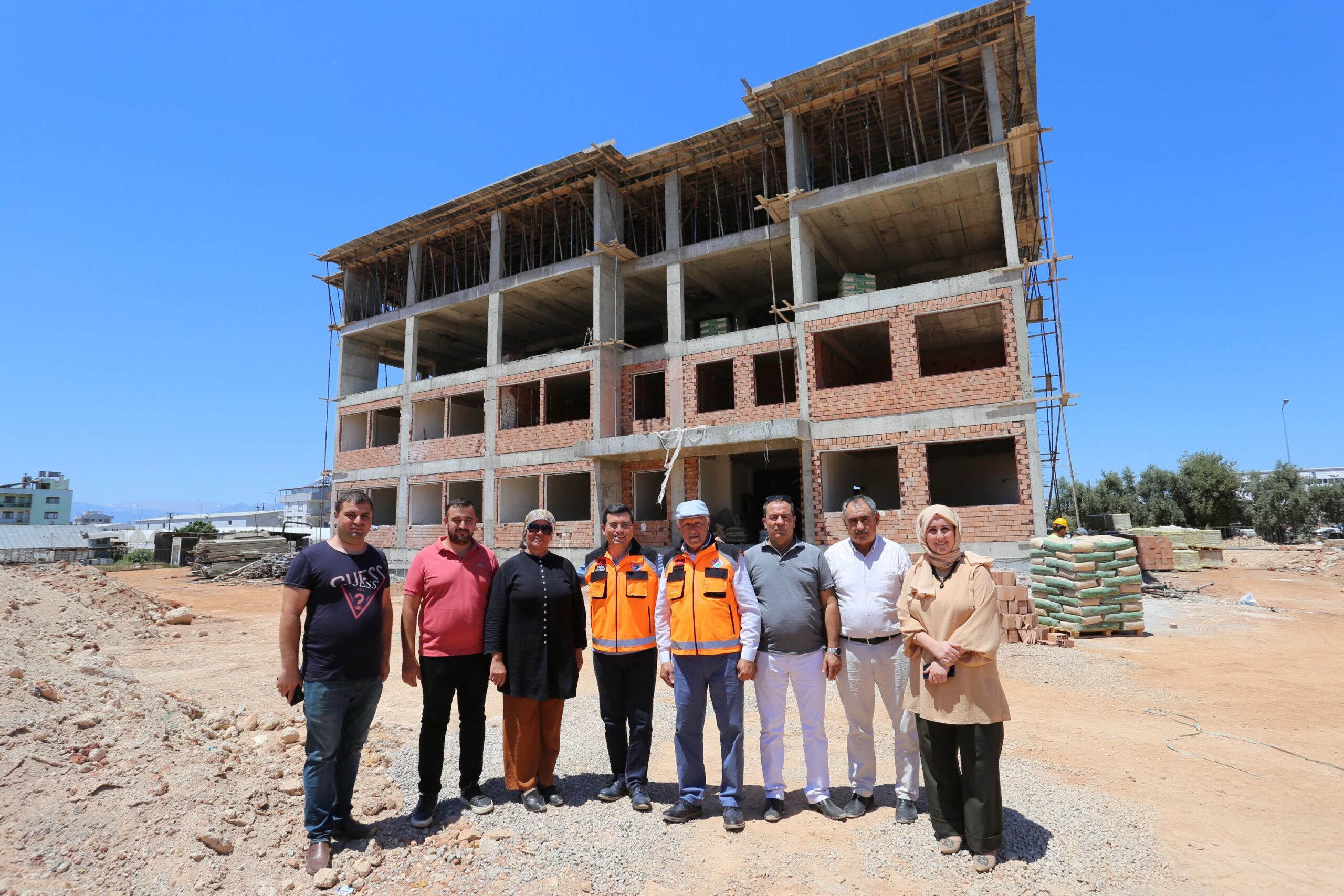 Tütüncü'den haftasonu Altınova mesaisi