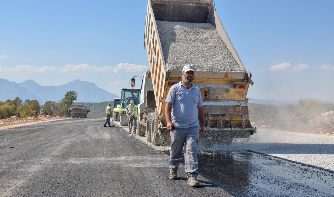 Kepez Belediye Başkanlığı görevinde