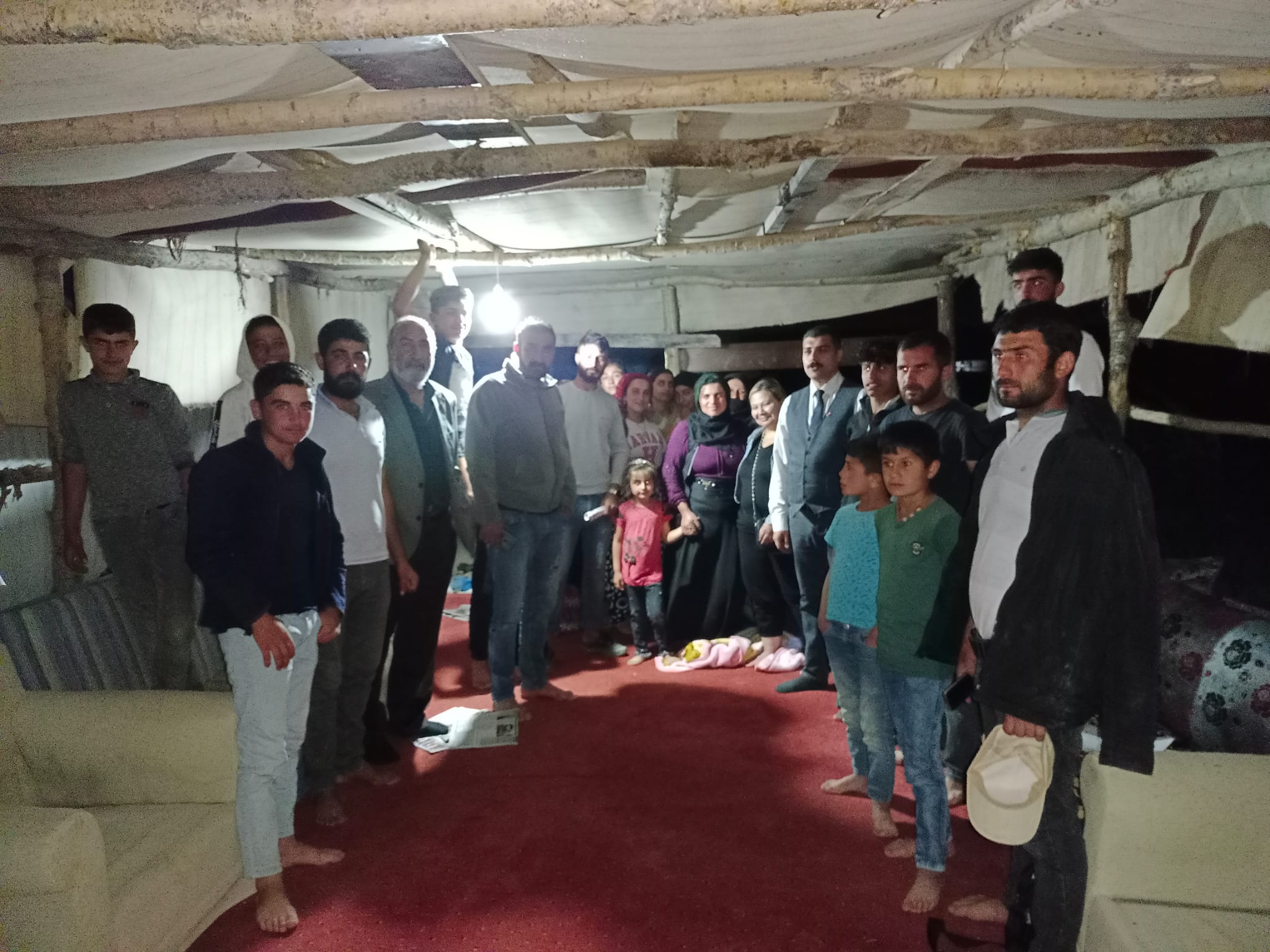VATAN PARTİSİ’NDEN MEVSİMLİK TARIM İŞÇİLERİNİ ZİYARET