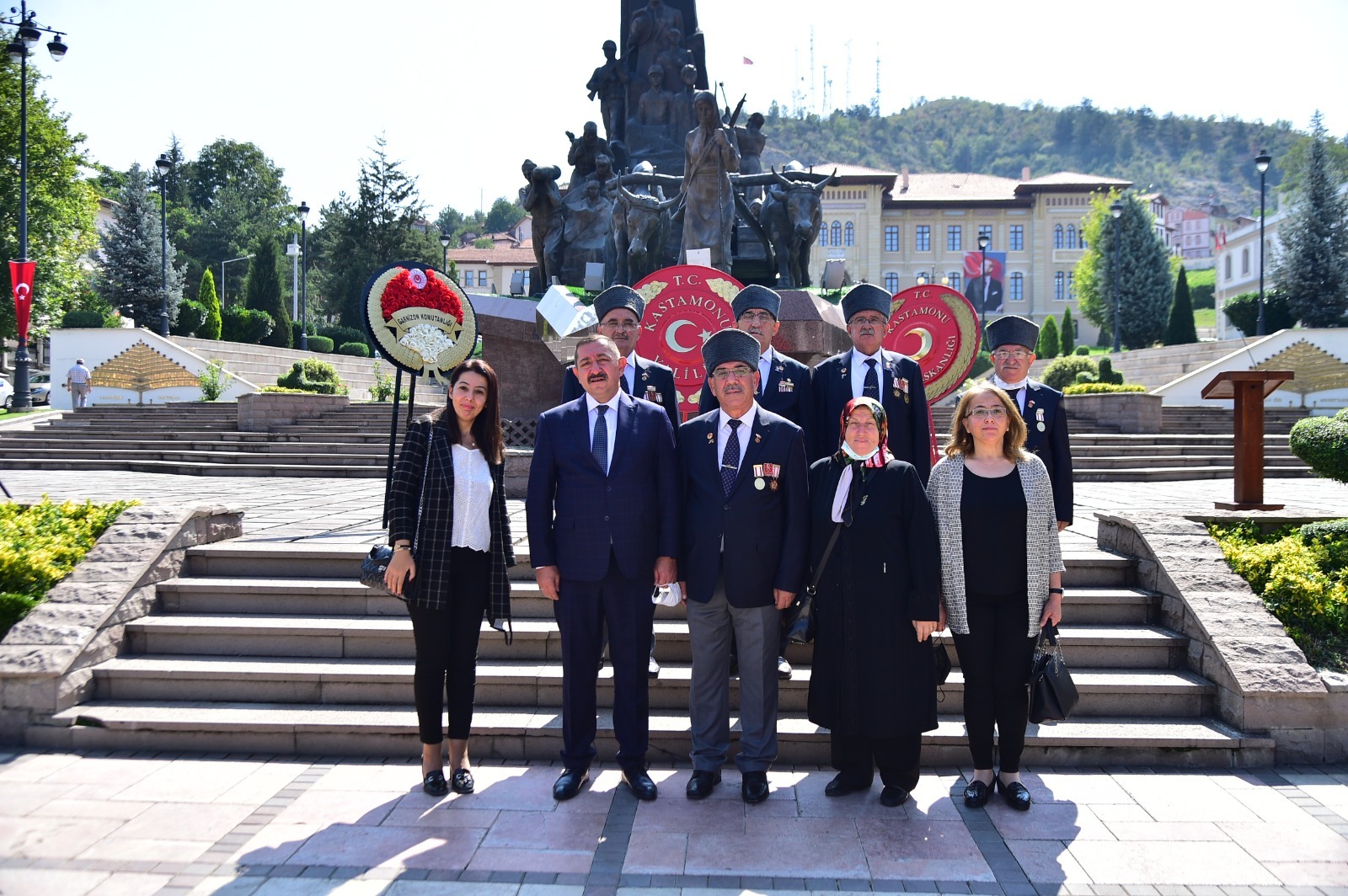 Vidinlioğlu: ”Mesele sadece kılık kıyafet inkılabı değildi!”