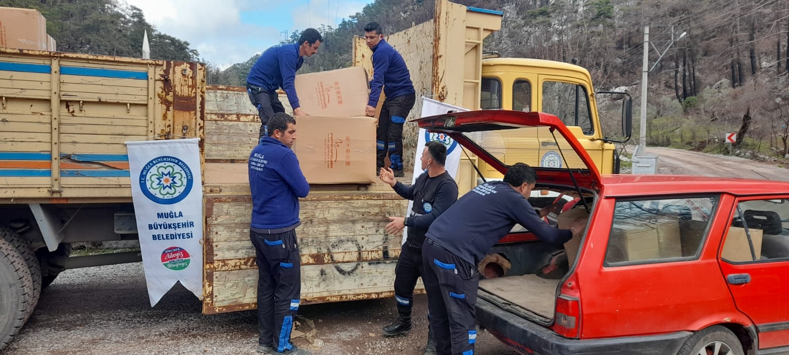 Yangın Mağduru Arıcılara Desteğini Sürdürüyor...