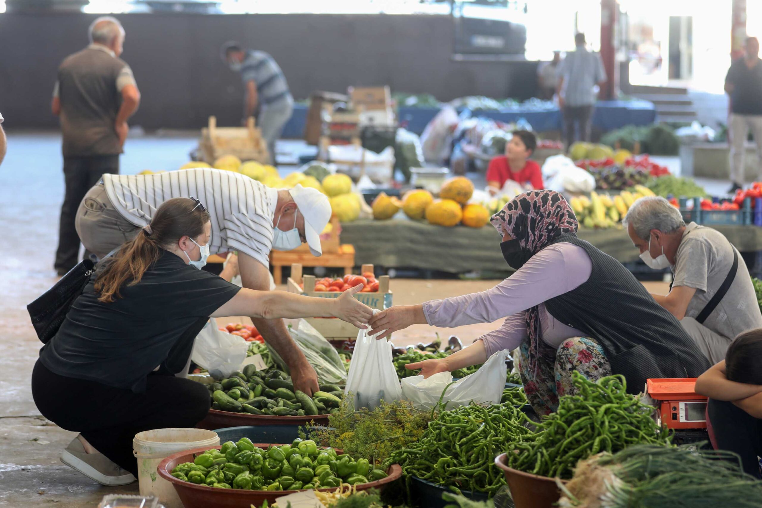Yenimahalle organik pazarlarına yoğun ilgi