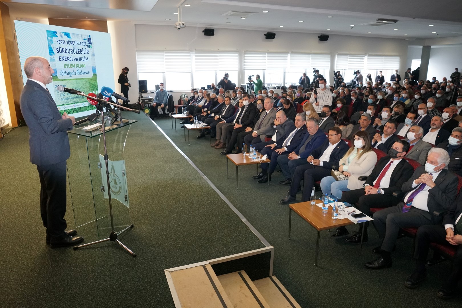 YEREL YÖNETİMLERDE SÜRDÜRÜLEBİLİR ENERJİ VE İKLİM EYLEM PLANI BELEDİYELER BULUŞMASI’NA KATILDI