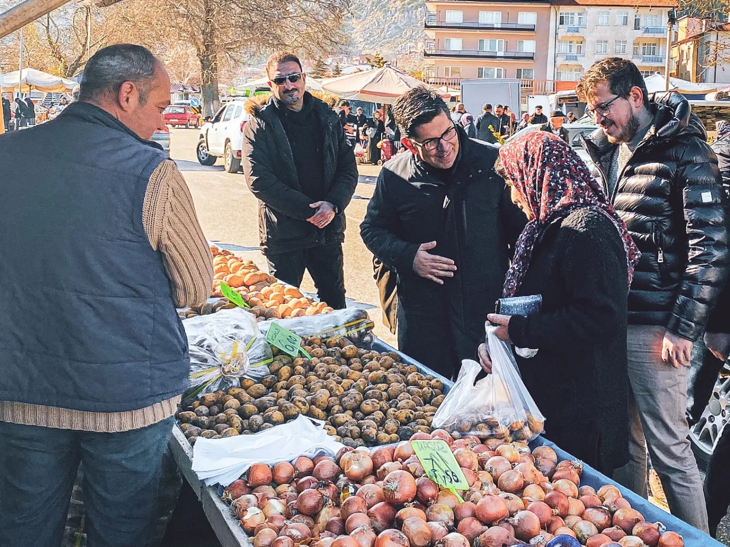 YOKSULLUK DERİNLEŞİYOR