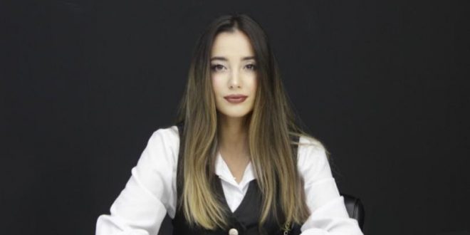 ZEYNEP EREN KADIN HALI SAHA FUTBOLUNDA TARİH YAZDI