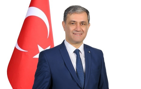 Halil Öztürk Kimdir? Biyografi