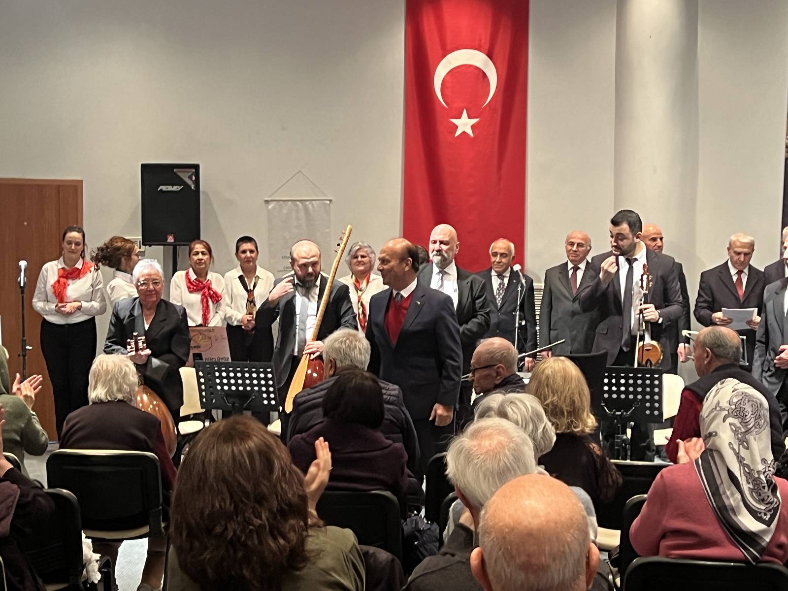 Çiğdemim THM Korosu 75.Yıl Huzurevinde