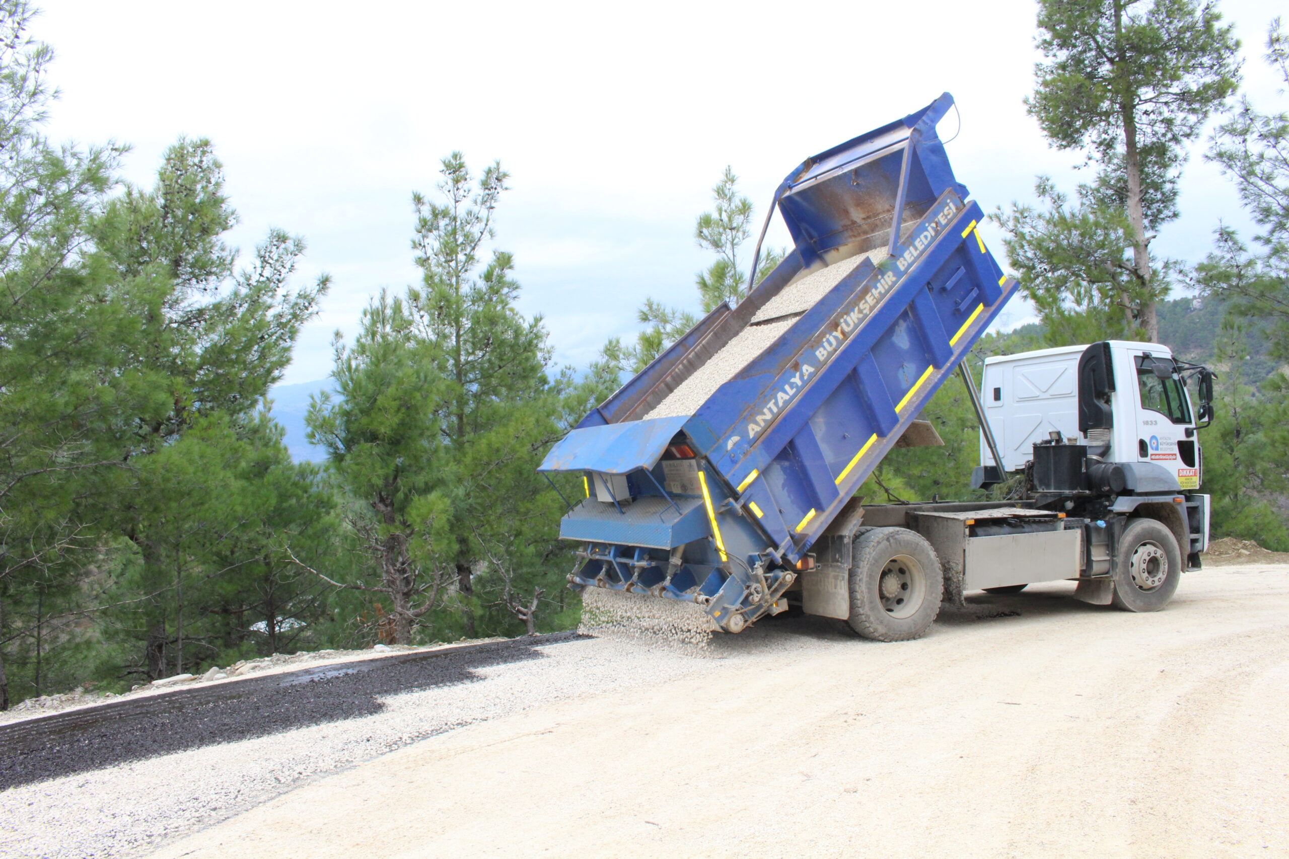 Manavgat burmahan beskonak emisyon asfalt calismasi 3 scaled