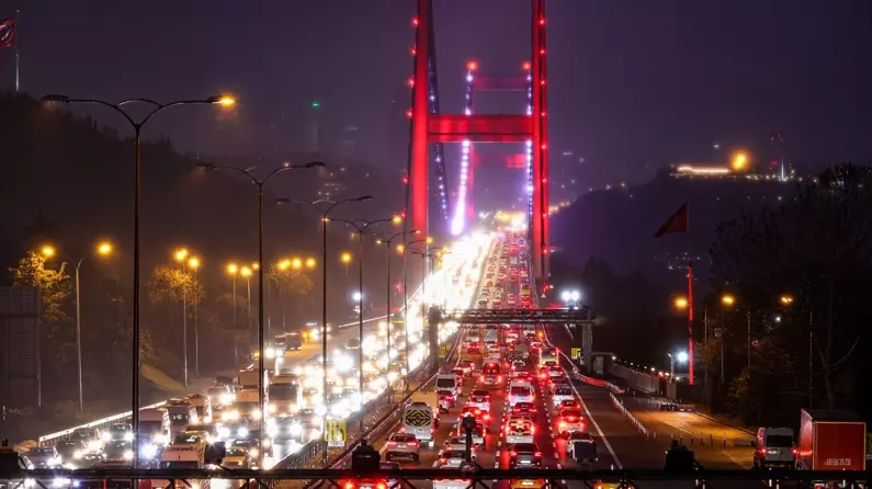 İstanbul'da trafik yoğunluğu artmaya