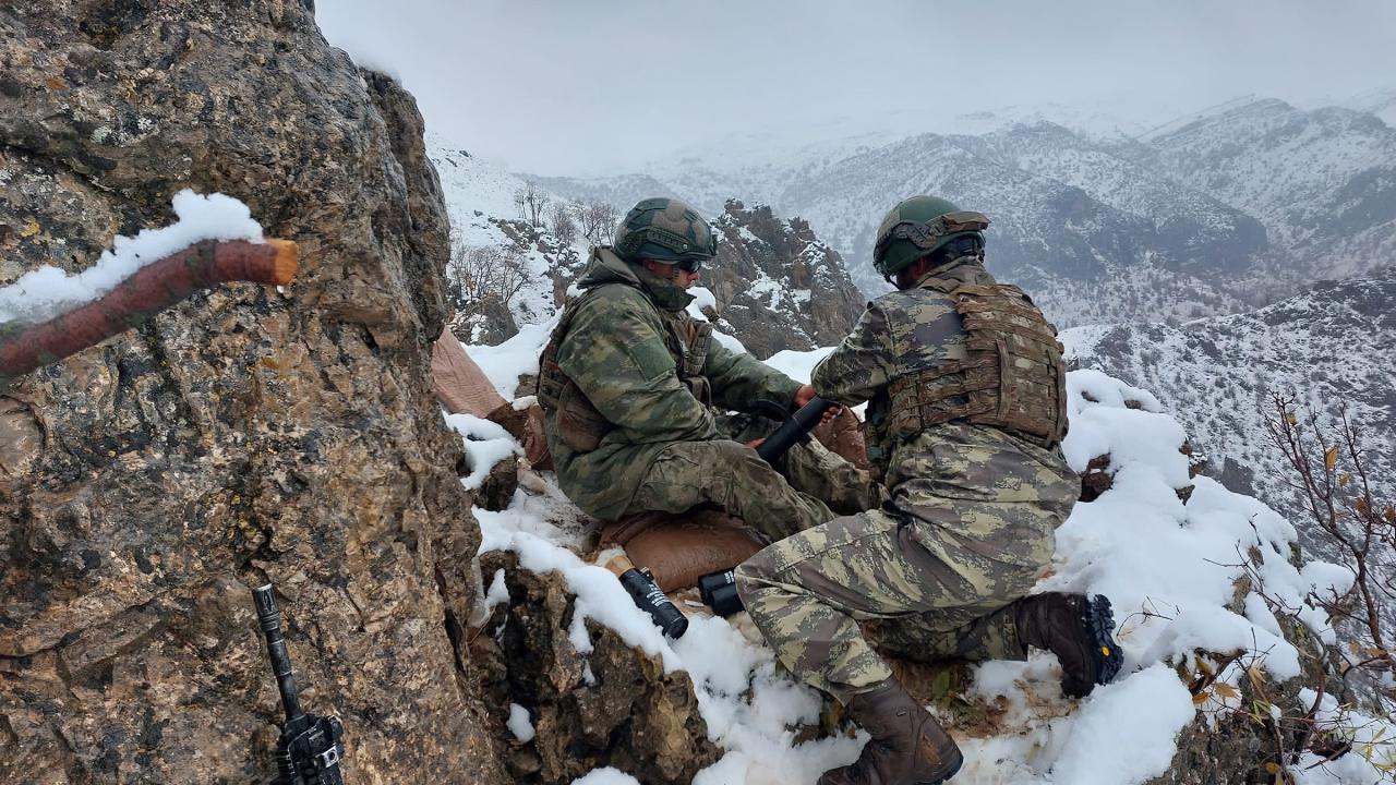 Türkiye'de her 100 kişiden 27'si ülkesi için savaşmayı reddediyor