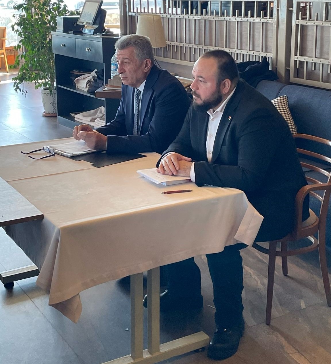 Başkan Günay STK, Muhtarlar ve Esnaf Odası Temsilcileriyle Bir Araya Geldi