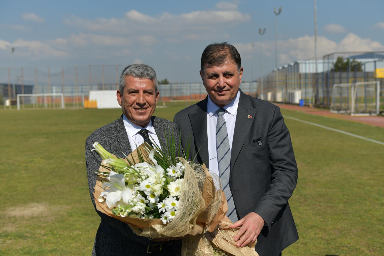 Başkan Tugay, Sporcu Sağlık Merkezi kuracaklarının müjdesini verdi