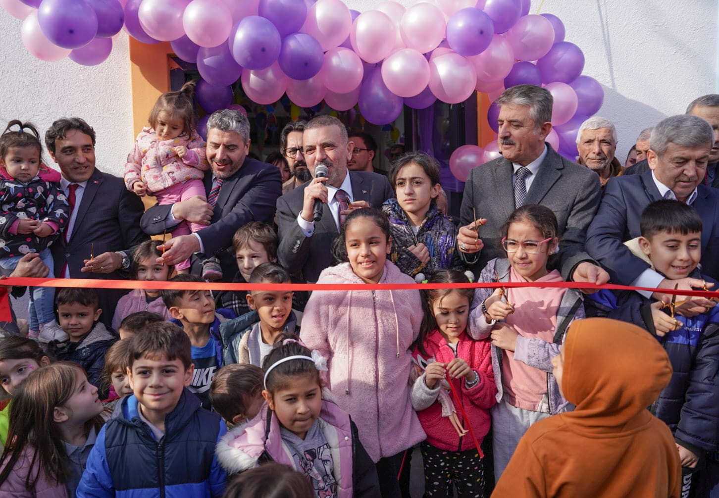 SİNCAN’DA ÇOK SEVİLEN ANNE-ÇOCUK OYUN EVLERİNE BİR YENİSİ DAHA EKLENDİ