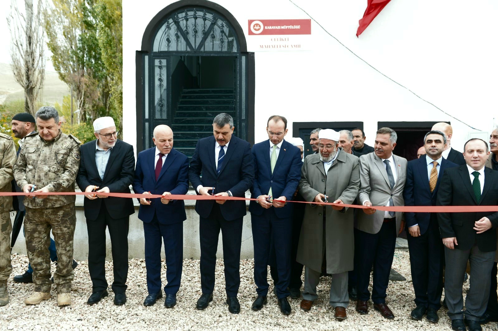 Vali Mustafa Çiftçi, Karayazı’ya Bağlı Çelikli Mahalle Camiinin Açılışına Katıldı