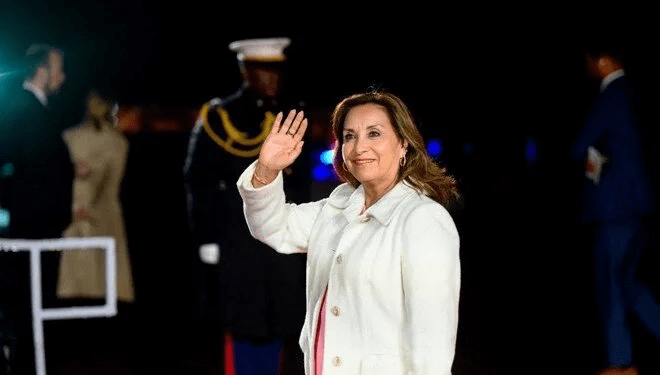 Peru Devlet Başkanı Dina