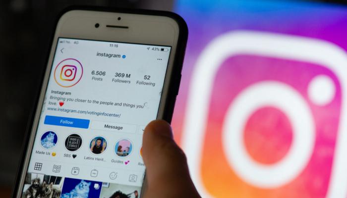 Facebook ve Instagram dünya çapında çöktü