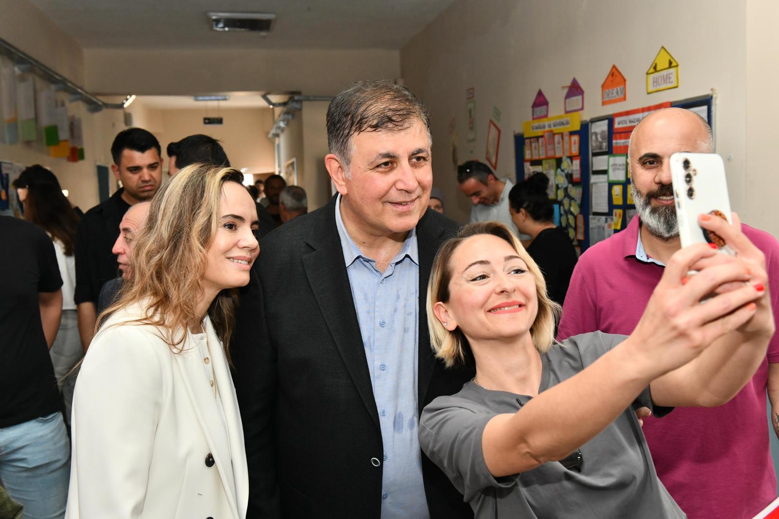 Cemil Tugay: Seçimlerin güzel günlerin başlangıcı olmasını diliyorum